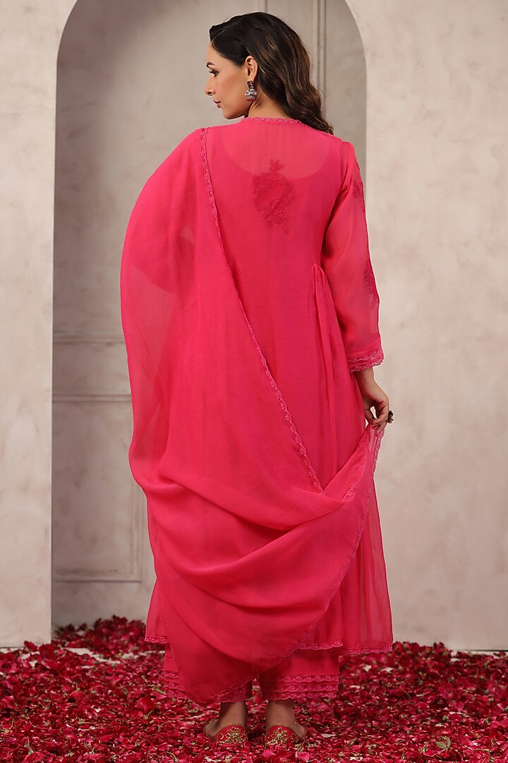 Hot Pink Chanderi Embroidered Kurta Set by ANSHU WADHWA at Pernia's Pop Up Shop