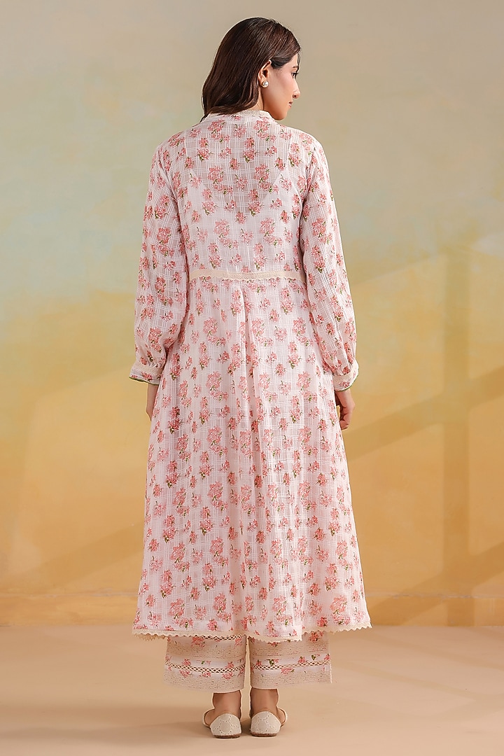 Peach & Off-White Cotton Printed Gathered Kurta Set by ANSHU WADHWA at Pernia's Pop Up Shop