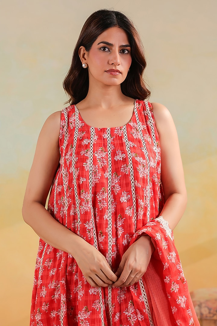 Peachish Orange Cotton Printed Sleeveless Kalidar Kurta Set by ANSHU WADHWA at Pernia's Pop Up Shop