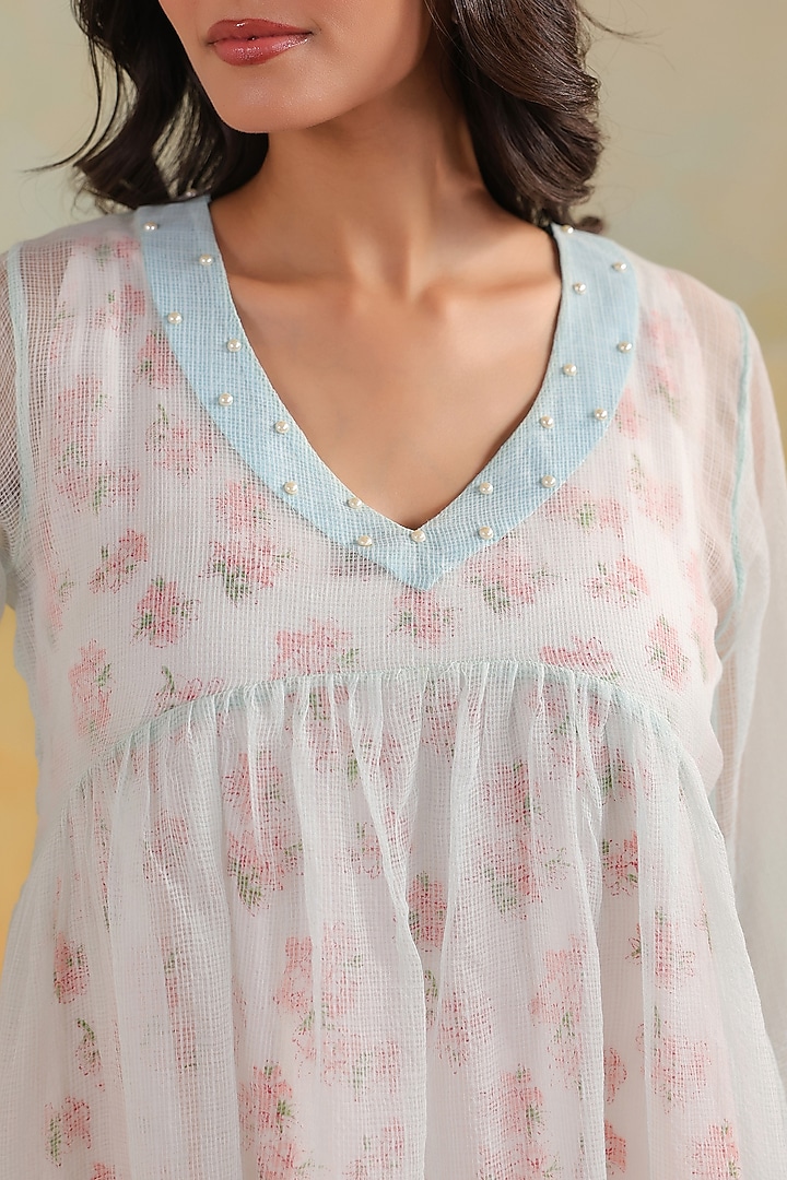 Blue Cotton Embroidered Kurta Set by ANSHU WADHWA at Pernia's Pop Up Shop