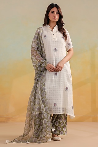 Off-White Cotton Embroidered Kurta Set by ANSHU WADHWA