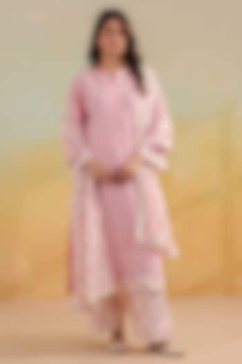Pink Cotton Embroidered Kurta Set by ANSHU WADHWA at Pernia's Pop Up Shop