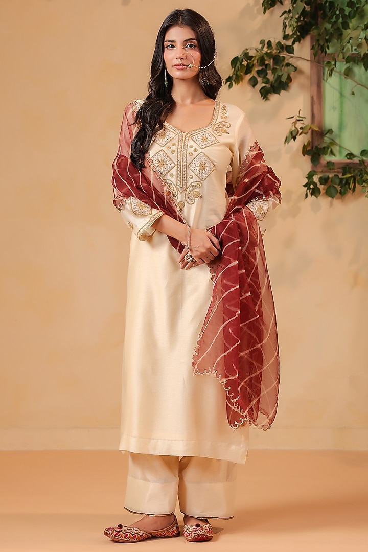 Golden Beige Chanderi Hand Embroidered Short Kurta Set by ANSHU WADHWA at Pernia's Pop Up Shop