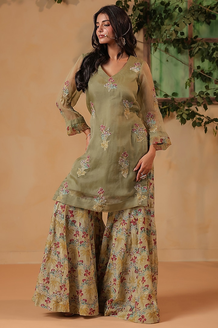 Green Chanderi Hand Embroidered Party Wear Sharara Set by ANSHU WADHWA at Pernia's Pop Up Shop