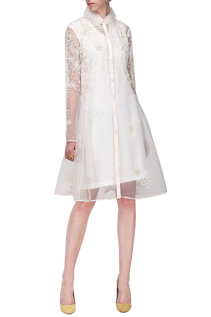 White floral embrpidered knee length jacket available only at Pernia's Pop Up Shop.