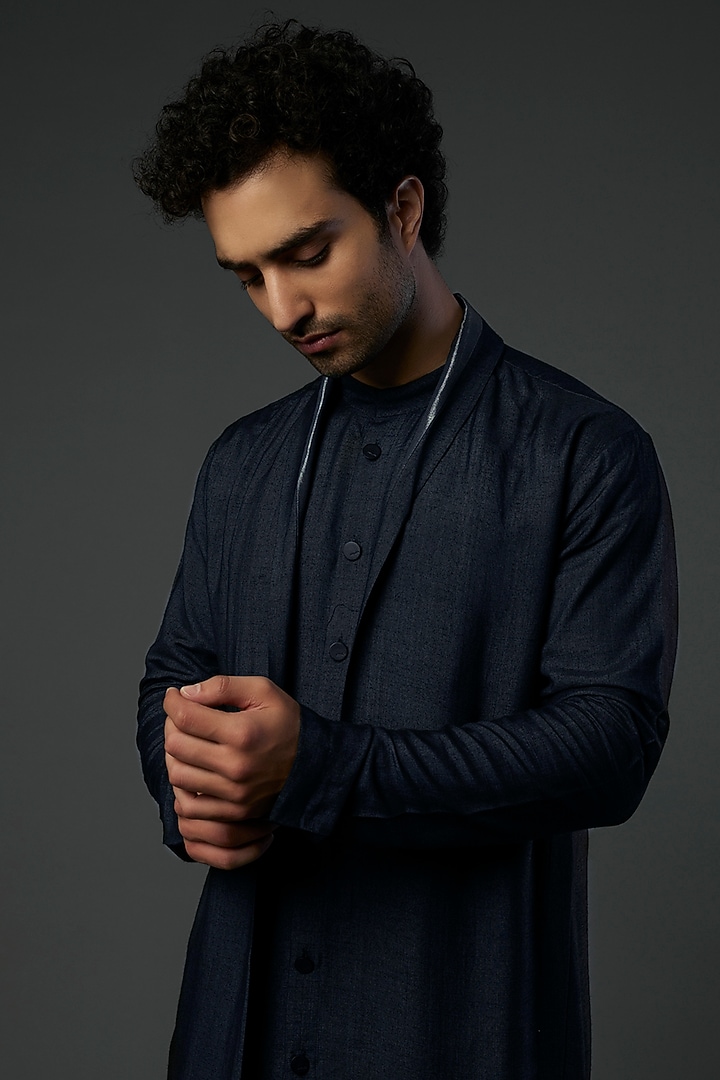 Navy Silk Blend Long Kurta by Antar Agni Men at Pernia's Pop Up Shop