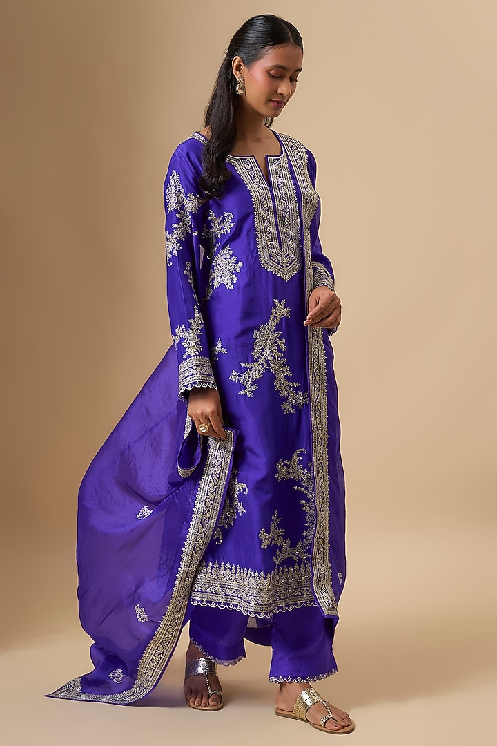 Royal Blue Dupion Silk Embroidered Kurta Set by Anushree Reddy at Pernia's Pop Up Shop