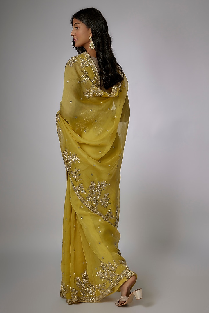 Yellow Organza Zardosi Embroidered Bridal Saree Set by Anushree Reddy at Pernia's Pop Up Shop