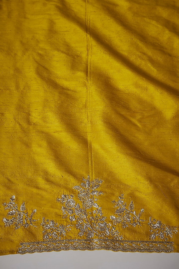 Yellow Organza Zardosi Embroidered Bridal Saree Set by Anushree Reddy at Pernia's Pop Up Shop