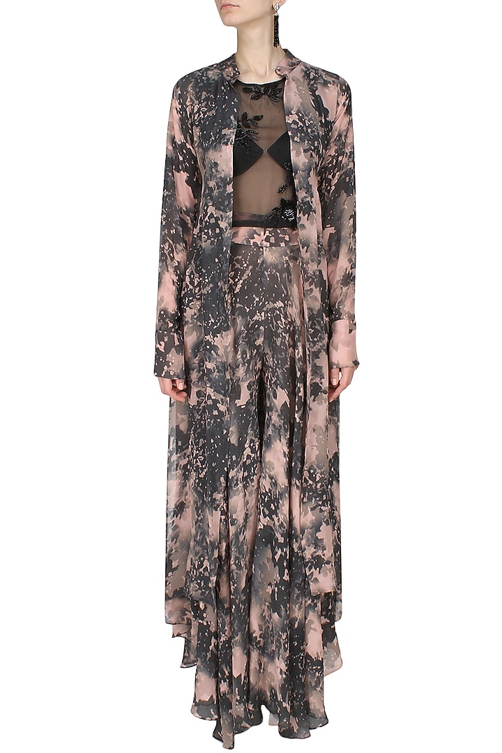 Peach shadow printed geo shirt with palazzo panst and zardozi embroidered top available only at Pernia's Pop Up Shop.
