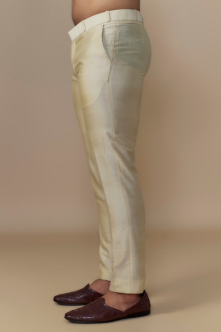 Tan Brown Raw Silk Embroidered Sherwani Set by Anushree Reddy Men at Pernia's Pop Up Shop