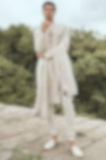 Ivory Raw Silk Thread Embroidered Sherwani Set by Anushree Reddy Men at Pernia's Pop Up Shop