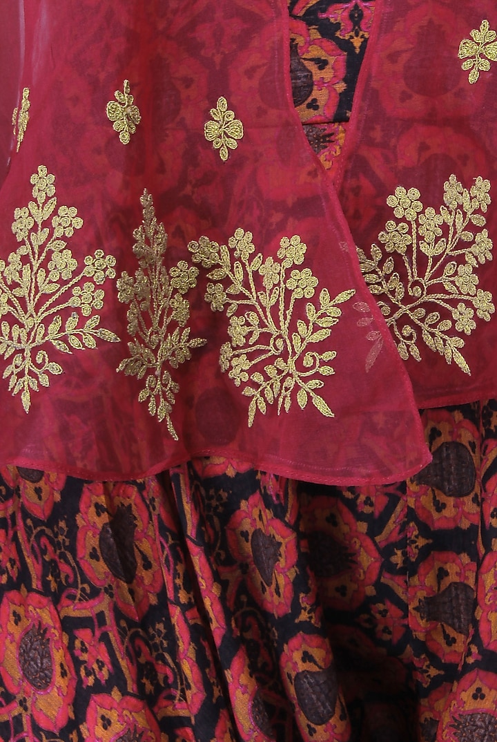 Red and black printed crop top and cowl pants wih red embroidered cape available only at Pernia's Pop Up Shop.