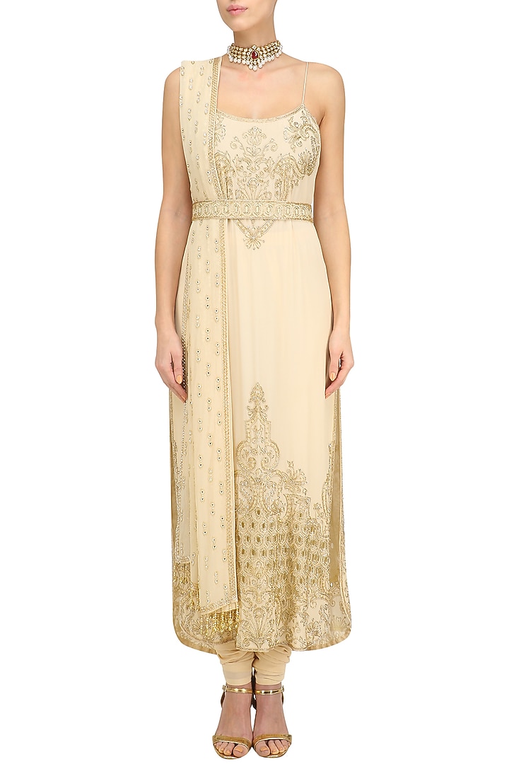 Beige embellished kurta set available only at Pernia's Pop Up Shop