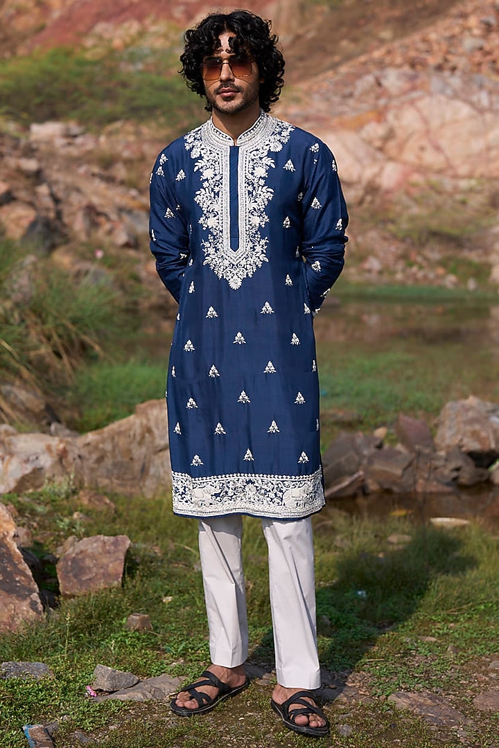 Midnight Blue Silk Kurta Set by Anushree Reddy Men at Pernia's Pop Up Shop