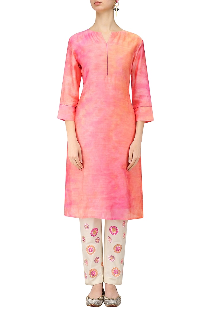 Orange shaded kurta and off white trouser pants set available only at Pernia's Pop Up Shop.