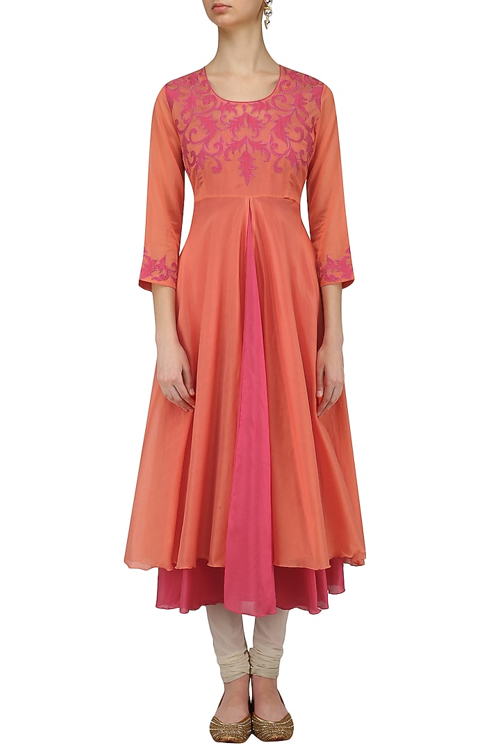 Pale orange and pink applique work kurta available only at Pernia's Pop Up Shop.