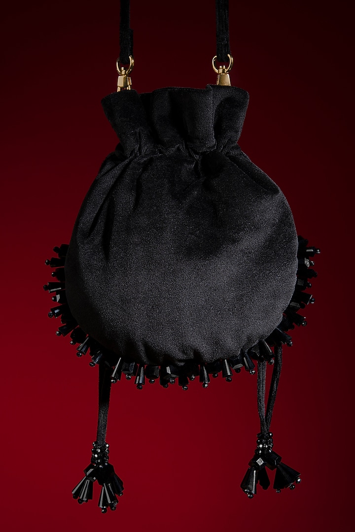 Black Embellished Potli by Aomidori Shimai at Pernia's Pop Up Shop