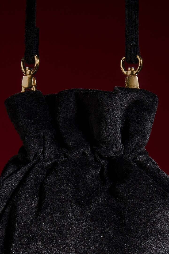 Black Embellished Potli by Aomidori Shimai at Pernia's Pop Up Shop