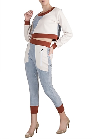 Off White Sweatshirt With Pants by PARNIKA