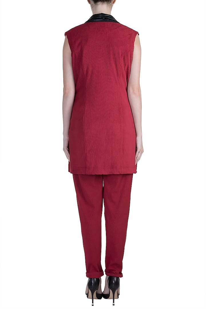 Red Jacket With Crop Top & Pants by PARNIKA at Pernia's Pop Up Shop