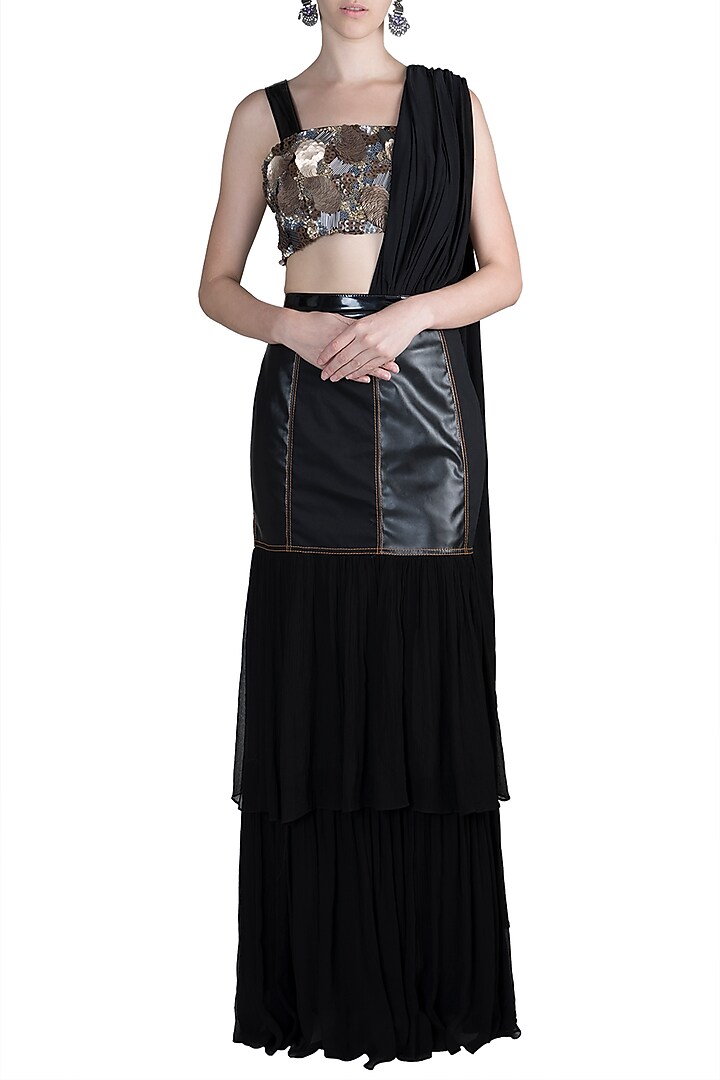 Black Embroidered Draped Saree Set by PARNIKA at Pernia's Pop Up Shop