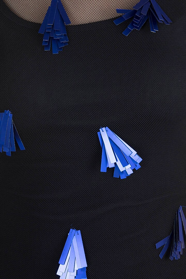 Black Embroidered Rib Top by PARNIKA at Pernia's Pop Up Shop