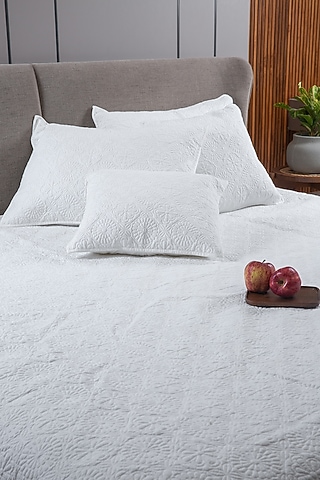 White Cotton Thread Embroidered Quilted Bedspread Set Of 5 by Aplito