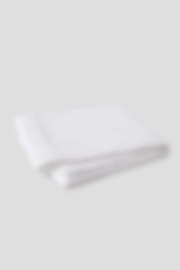 White Cotton Bedsheet Set Of 3 by Aplito