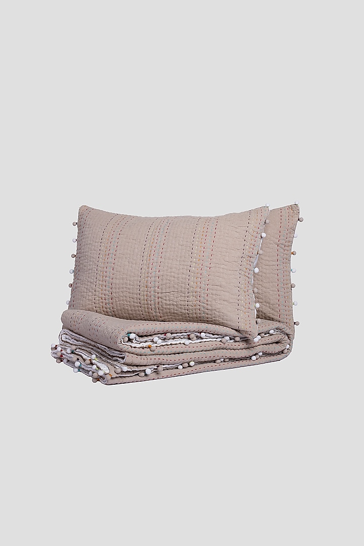Beige & White Cotton Cambric Reversible Bedspread Set Of 3 by Aplito at Pernia's Pop Up Shop