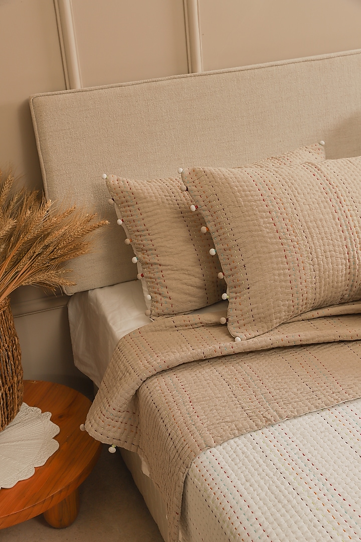 Beige & White Cotton Cambric Reversible Bedspread Set Of 3 by Aplito at Pernia's Pop Up Shop