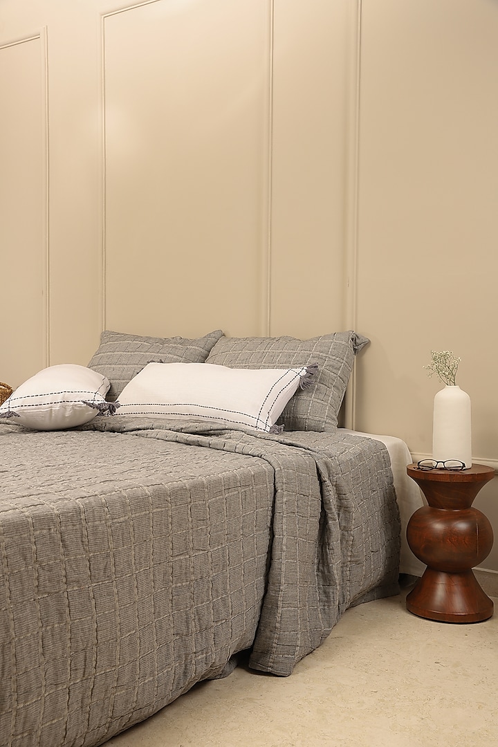 Grey Cotton Checkered Plaid Bedspread Set Of 3 by Aplito