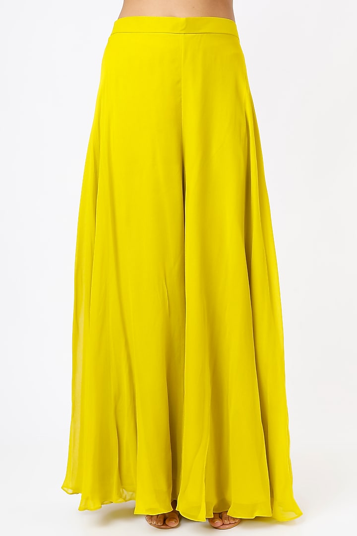 Lime Embroidered Kurta Set by Anupraas at Pernia's Pop Up Shop