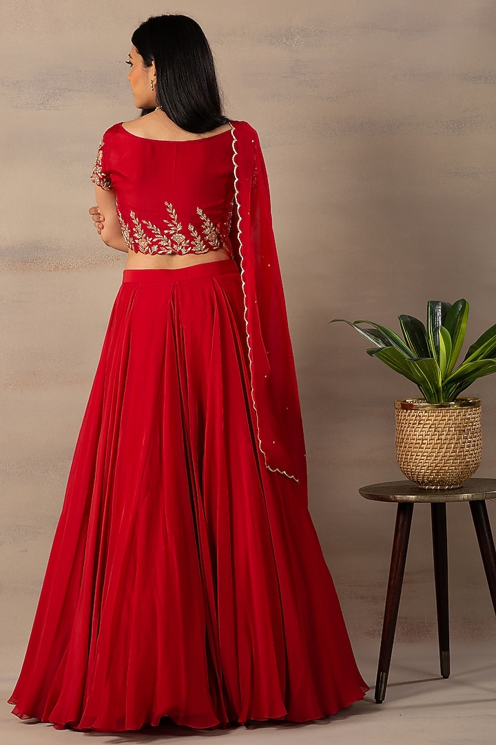 Red Organza Wedding Lehenga Set by Anupraas at Pernia's Pop Up Shop