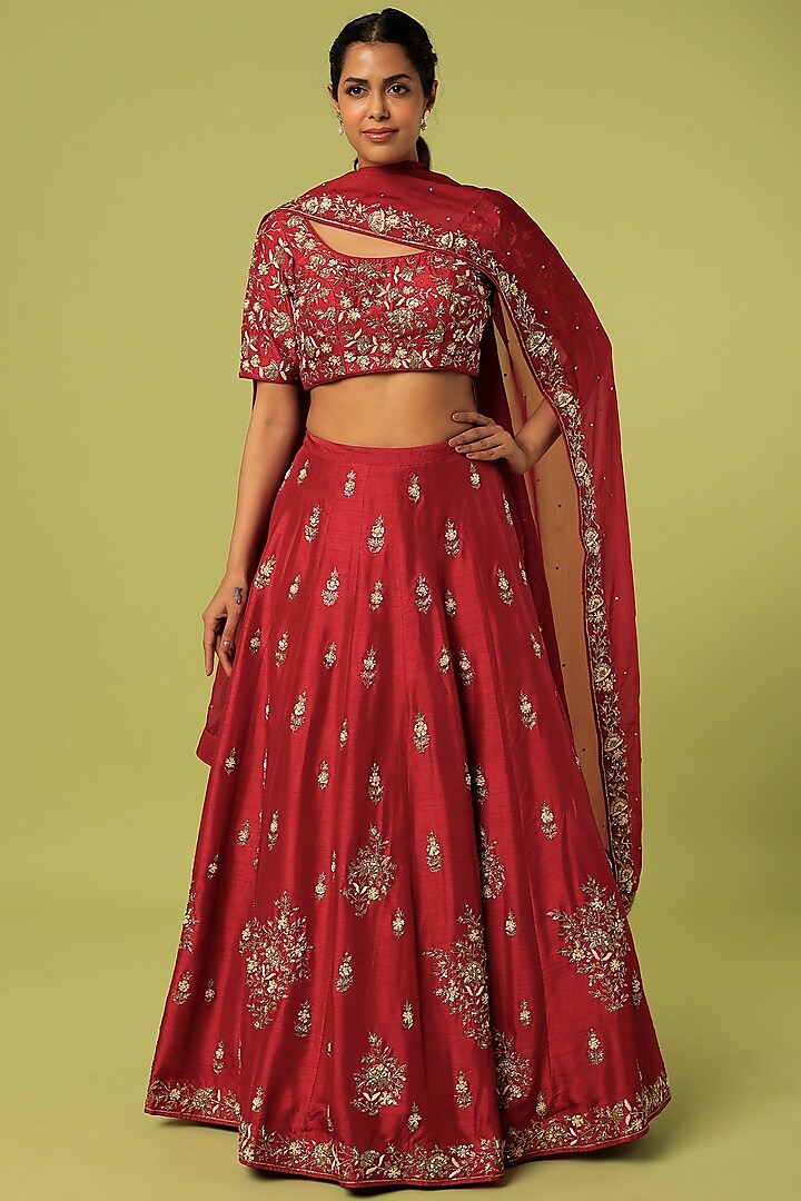 Red Embroidered Wedding Lehenga Set by Anupraas at Pernia's Pop Up Shop