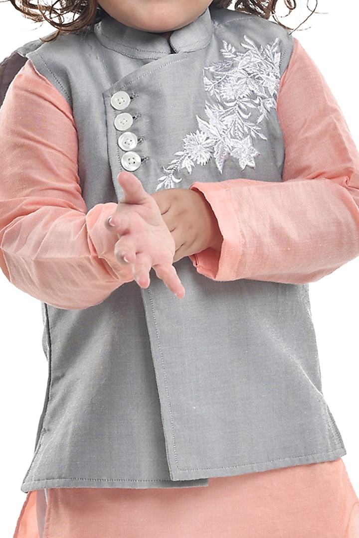 Grey Embroidered Bundi Jacket With Kurta Set For Boys by Apricot Kids at Pernia's Pop Up Shop