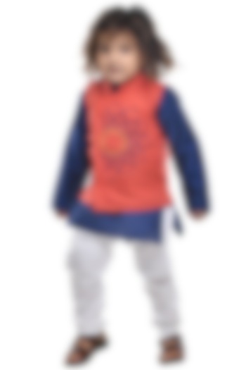 Peach Embroidered Bundi Jacket With Kurta Set For Boys by Apricot Kids
