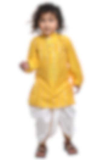 Yellow Kurta Set With Gota Work For Boys by Apricot Kids