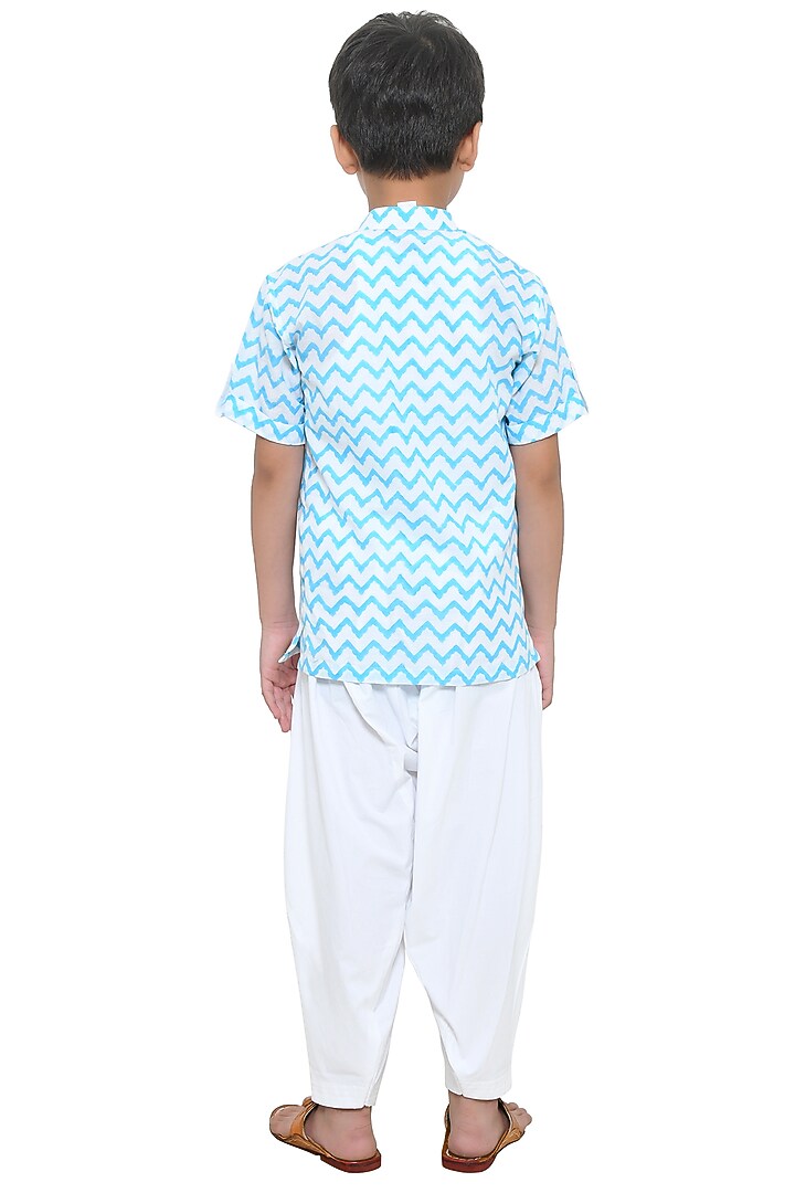 Blue Mulmul Printed Shirt For Boys by Apricot Kids at Pernia's Pop Up Shop