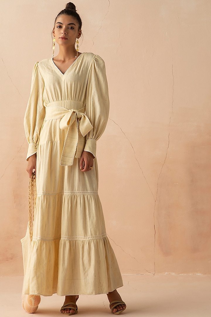 Sand Textured Linen Dress With Belt by APZ