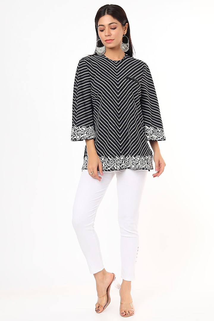 Black & White Embroidered Tunic by Aqube by Amber