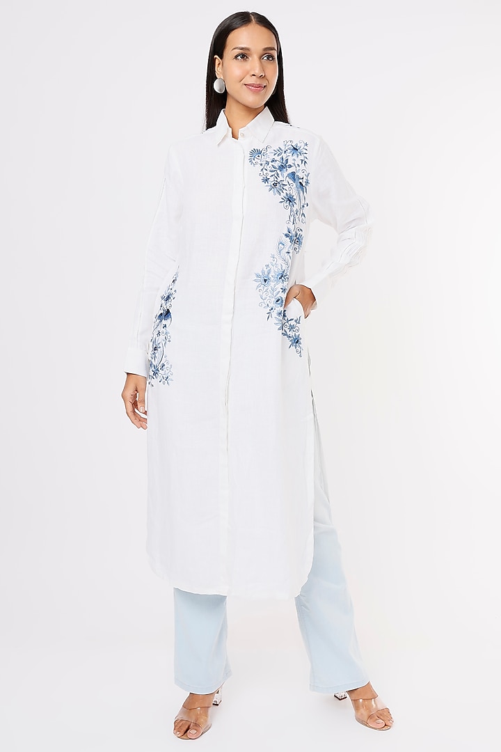 Off-White Embroidered Kurta by Aqube by Amber