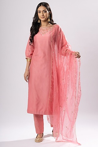 Coral Pink Embroidered Kurta Set by Arakne