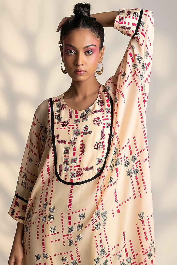 Yellow Printed Kaftan Dress by Arakne at Pernia's Pop Up Shop