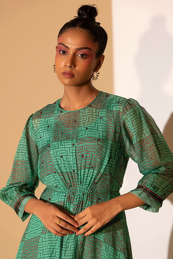 Green Printed Vacation Dress by Arakne at Pernia's Pop Up Shop