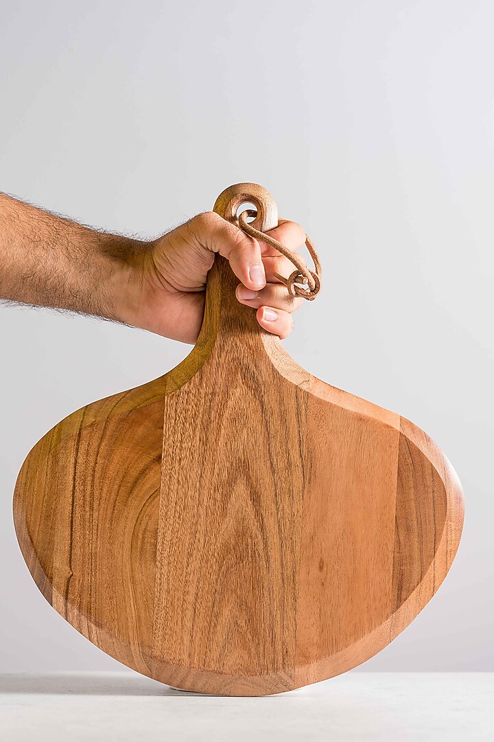 Brown Wood Rounded Chopping Board by Araana Home at Pernia's Pop Up Shop