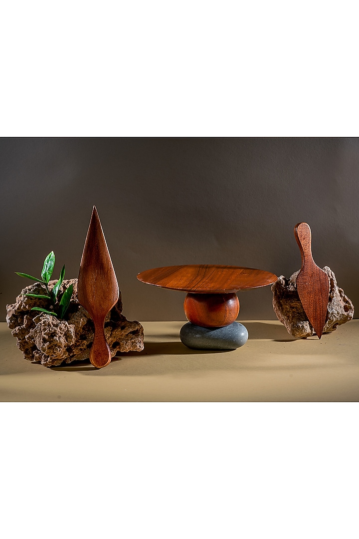 Brown Wood Cake Stand With Spatulas (Set of 3) by Araana Home at Pernia's Pop Up Shop