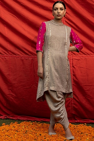 Golden Georgette Embellished Tunic Set by Aradhana & Aparna