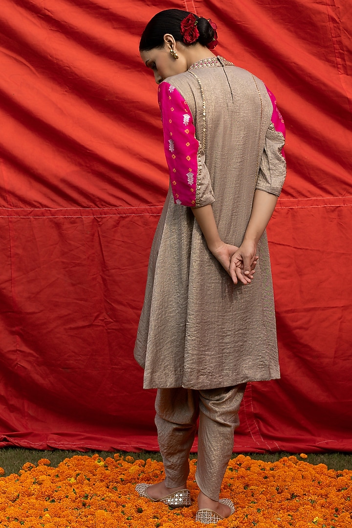 Golden Georgette Embellished Tunic Set by Aradhana & Aparna at Pernia's Pop Up Shop