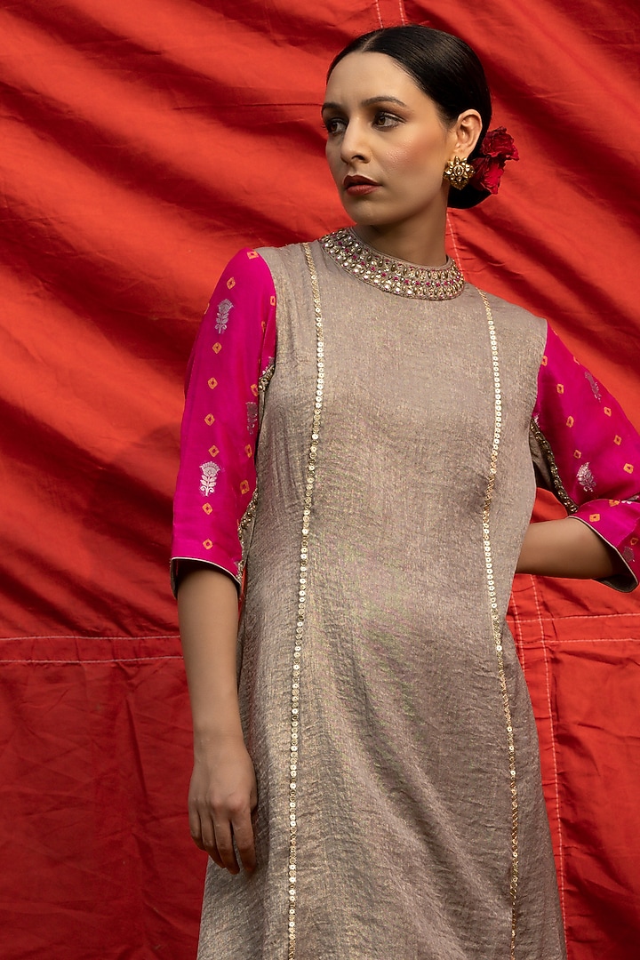 Golden Georgette Embellished Tunic Set by Aradhana & Aparna at Pernia's Pop Up Shop